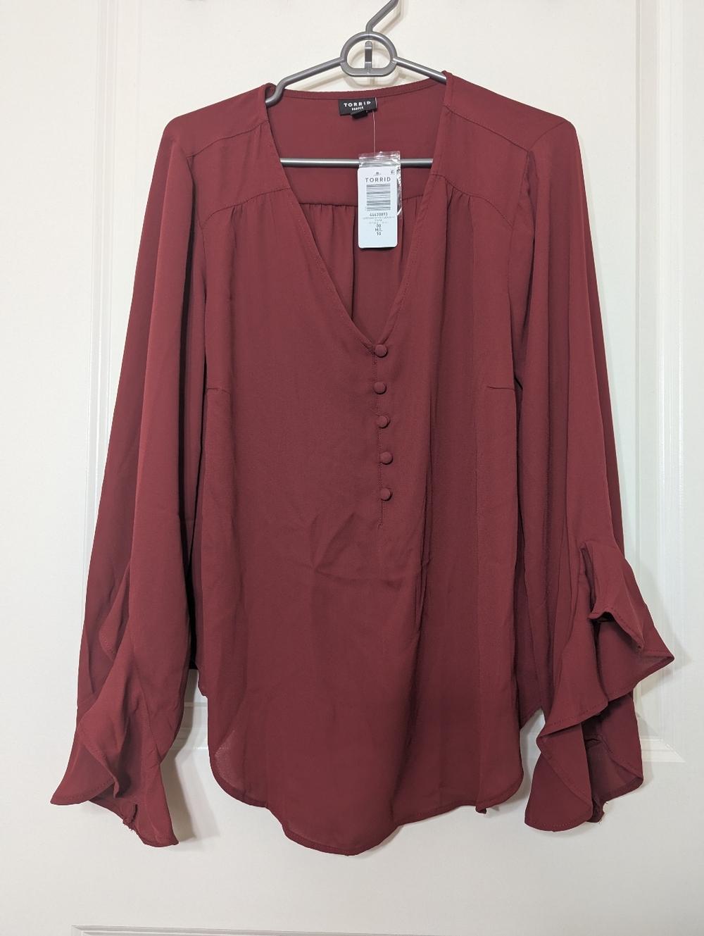 Torrid NWT Harper Ruffle Sleeve Top